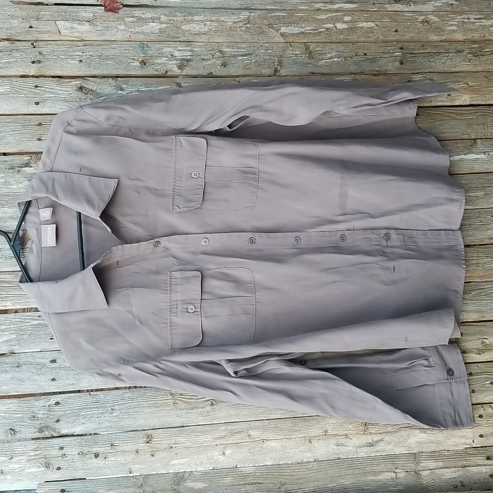 Chico's Size 3 / 3X Gray Sandwashed Button Up Sleeves Front Blouse